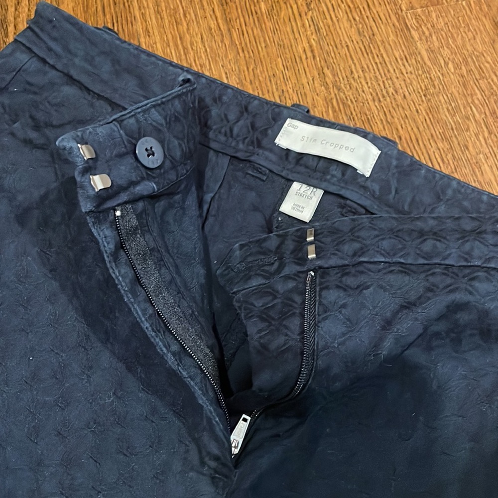 Euc Gap Slim Cropped Slacks With Pattern - image 4